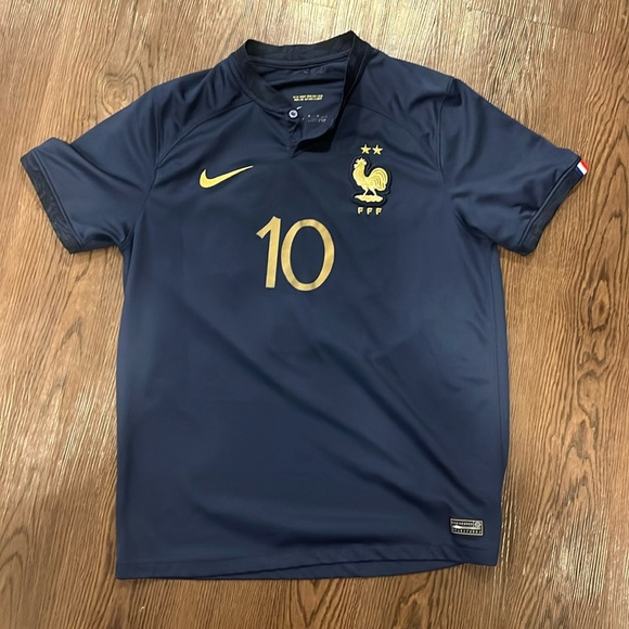 MBAPPE FRANCE JERSEY - Picture 1 of 6